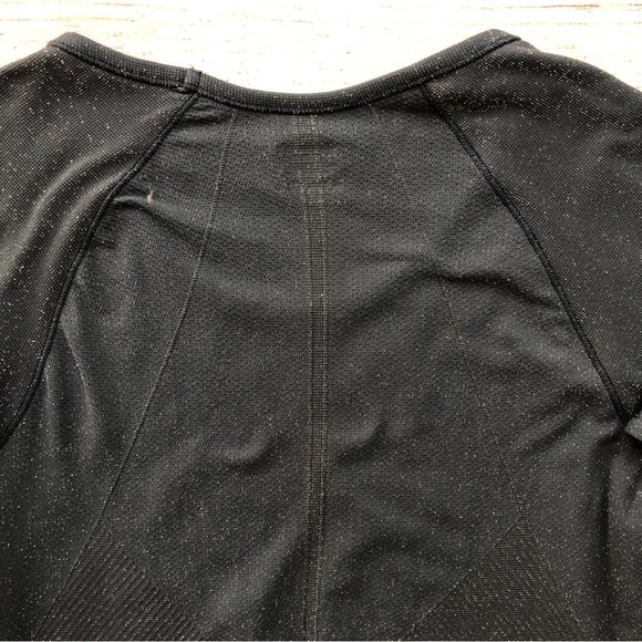 Athleta Speedlight Seamless Top in Shine Gray Size L - Picture 6 of 8